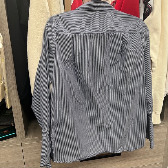 Fleur bleue embroidery blouse - Picture 9 of 9